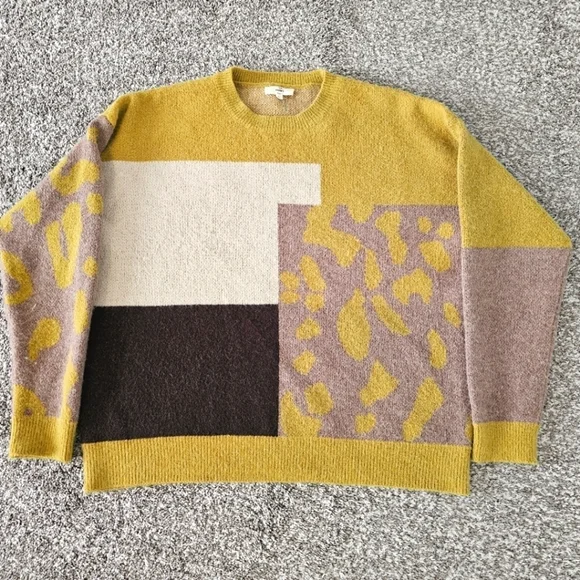 Entro Women's Sweater sz large - Picture 2 of 6